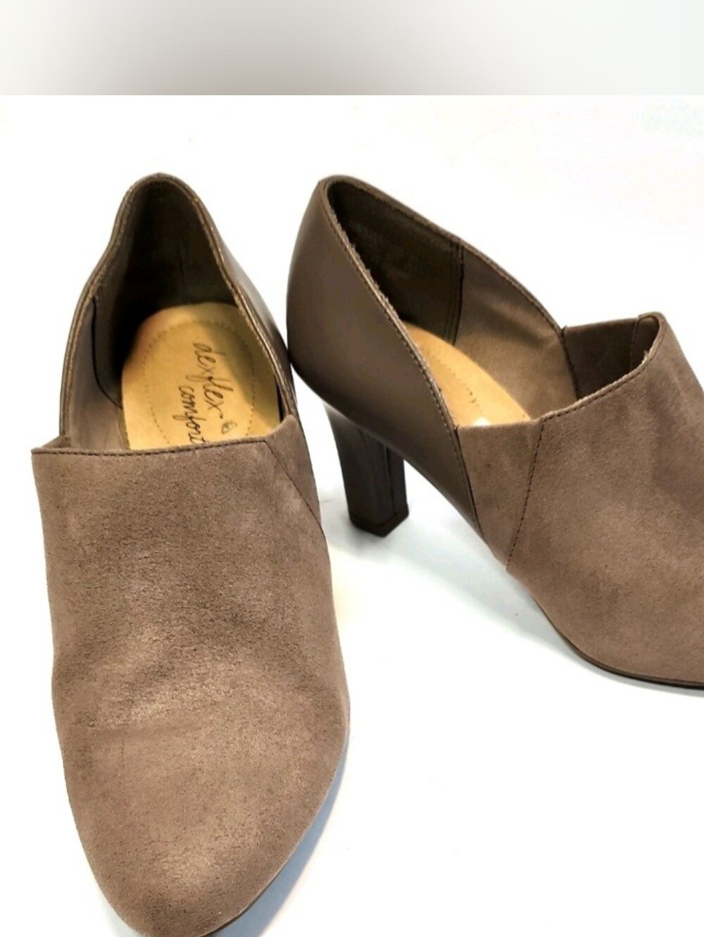 Dexflex 9.5 Shootie Taupe Suede Faux Leather Heel Office Pump Dress Shoe Comfort